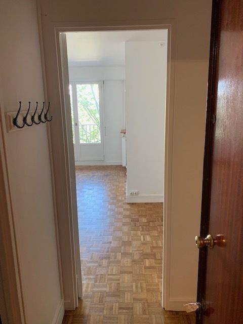 PARIS 19e·28m²·Studio·Non meublé·A long terme uniquement[Location à Paris France]