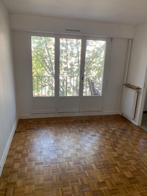 PARIS 19e·28m²·Studio·Non meublé·A long terme uniquement[Location à Paris France]