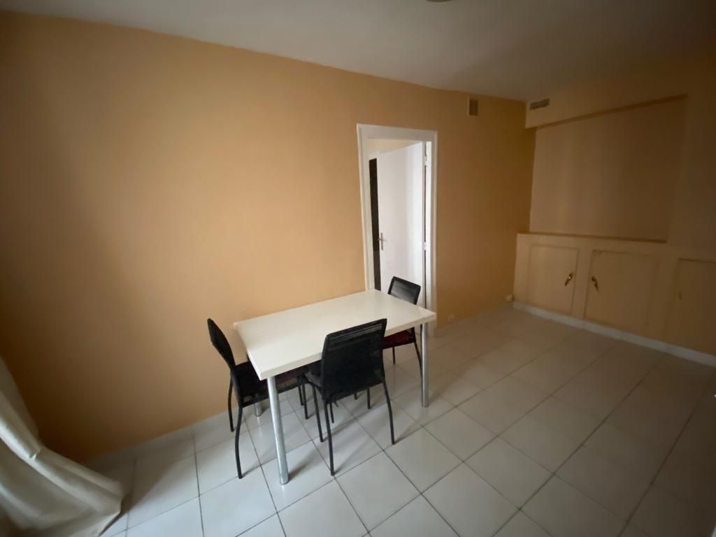 PARIS 18e·30m²·apartment·With furniture·Long-term only[Paris Rental]