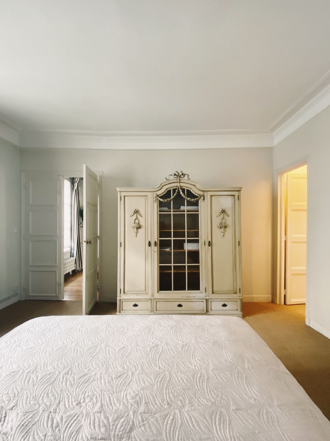 PARIS 1e·107m²·Appartement·Meublé·A long terme uniquement[Location à Paris France]