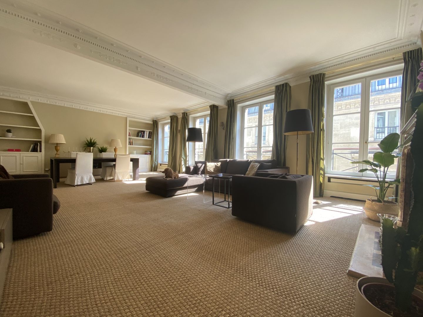PARIS 1e·107m²·Appartement·Meublé·A long terme uniquement[Location à Paris France]