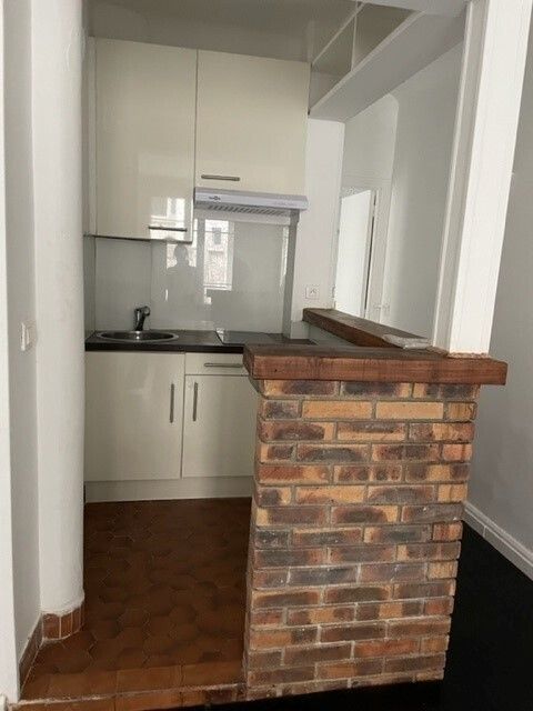 PARIS 3지역·27m²·studio·가구 없음·장기만 가능[프랑스 부동산,프랑스 아파트 매매,파리 집 구하기,프랑스 임대 부동산,프랑스 부동산 투자,프랑스 아파트 임대 방법,파리 집 계약 절차,프랑스 부동산 세금 정보,프랑스 부동산 중개인 추천,프랑스 주택 임대 시세,프랑스 주택 관리 서비스,프랑스 아파트 월세,프랑스 단기 임대,파리 집 임대,프랑스 월세 계약,프랑스 월세 시세,파리 임대 집 추천,프랑스 임대,프랑스 월세 ,프랑스 부동산 임대 서비스,프랑스 부동산 중개,프랑스 부동산 에이전시,파리 부동산 중개인,프랑스 부동산 매물,파리 부동산 에이전시 추천,파리 현지 부동산 상담,파리 부동산 거래 대행,프랑스 부동산 시세 조회,프랑스 부동산 서비스,파리 부동산 에이전시,프랑스 부동산 전문가,프랑스 부동산 거래 팁,프랑스 주택 중개 플랫폼,파리 유학생 ,프랑스 유학 집 구하기,파리 학생 기숙사 임대,프랑스 유학생 월세 아파트,프랑스 유학 임대 계약,파리 유학 생활 집 구하기,프랑스 유학생 쉐어하우스,프랑스 가족용 주택 매매,파리 가족 아파트 임대,프랑스 어린이 학교 근처 집,프랑스 이민 주택 ,맞춤형 부동산 서비스,파리 단기 임대 아파트,프랑스 출장용 주택,파리 월 단위 임대]