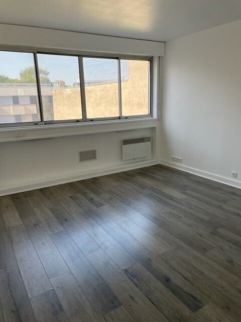 PARIS 9e·26m²·Studio·Non meublé·A long terme uniquement[Location à Paris France]