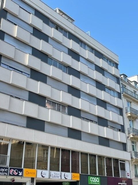 PARIS 9e·26m²·Studio·Non meublé·A long terme uniquement[Location à Paris France]