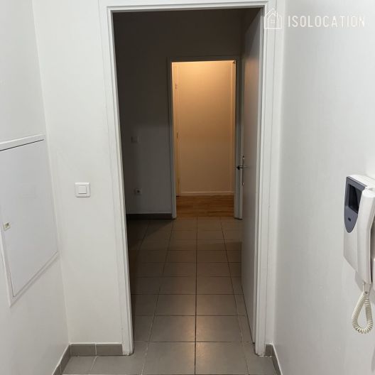 Aubervilliers 93지역·77m²·4P·아파트·중고 주택[프랑스 부동산,프랑스 아파트 매매,파리 집 구하기,프랑스 임대 부동산,프랑스 부동산 투자,프랑스 아파트 임대 방법,파리 집 계약 절차,프랑스 부동산 세금 정보,프랑스 부동산 중개인 추천,프랑스 주택 임대 시세,프랑스 주택 관리 서비스,프랑스 아파트 월세,프랑스 단기 임대,파리 집 임대,프랑스 월세 계약,프랑스 월세 시세,파리 임대 집 추천,프랑스 임대,프랑스 월세 ,프랑스 부동산 임대 서비스,프랑스 부동산 중개,프랑스 부동산 에이전시,파리 부동산 중개인,프랑스 부동산 매물,파리 부동산 에이전시 추천,파리 현지 부동산 상담,파리 부동산 거래 대행,프랑스 부동산 시세 조회,프랑스 부동산 서비스,파리 부동산 에이전시,프랑스 부동산 전문가,프랑스 부동산 거래 팁,프랑스 주택 중개 플랫폼,파리 유학생 ,프랑스 유학 집 구하기,파리 학생 기숙사 임대,프랑스 유학생 월세 아파트,프랑스 유학 임대 계약,파리 유학 생활 집 구하기,프랑스 유학생 쉐어하우스,프랑스 가족용 주택 매매,파리 가족 아파트 임대,프랑스 어린이 학교 근처 집,프랑스 이민 주택 ,맞춤형 부동산 서비스,파리 단기 임대 아파트,프랑스 출장용 주택,파리 월 단위 임대]