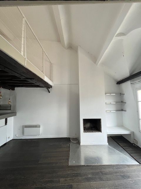 PARIS 4e·48m²·Second-hand·F2[Paris Rental]