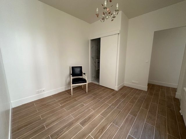 PARIS 18e·31m²·Second-hand·F2[Paris Rental]