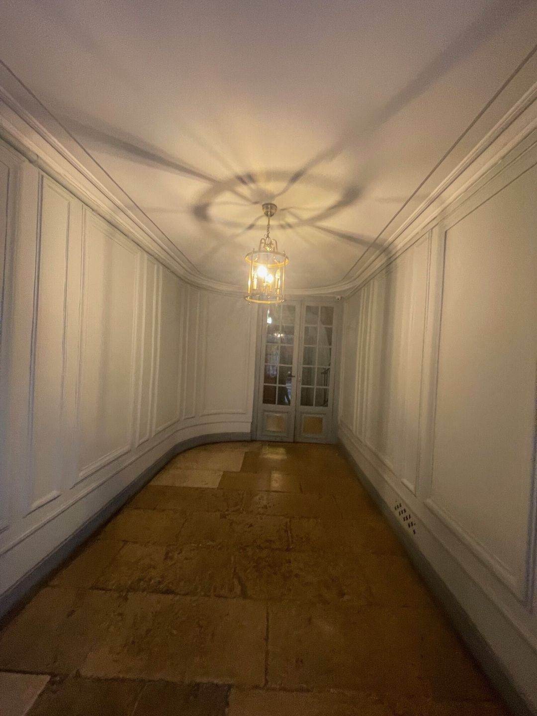 PARIS 8e·7m²·Second-hand·F1[Paris Rental]