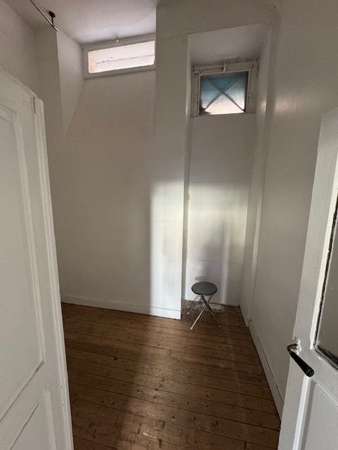 PARIS 11e·26m²·Second-hand·F1[Paris Rental]