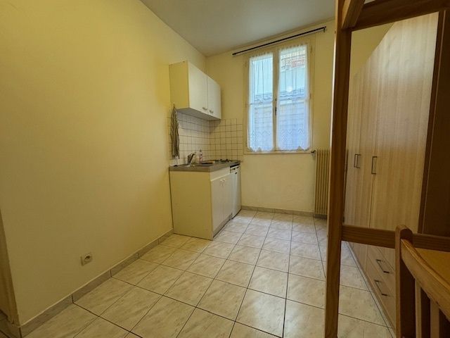 PARIS 20e·17m²·Second-hand·F1[Paris Rental]