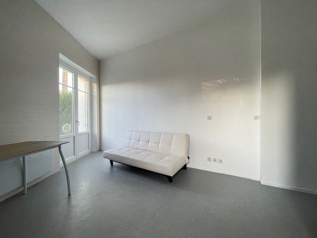 Coussay-les-Bois 0e·22m²·Second-hand·F1[Paris Rental]