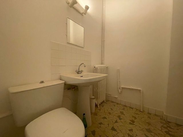 PARIS 9e·57m²·tabac·No furniture·Long-term only[Paris Rental]