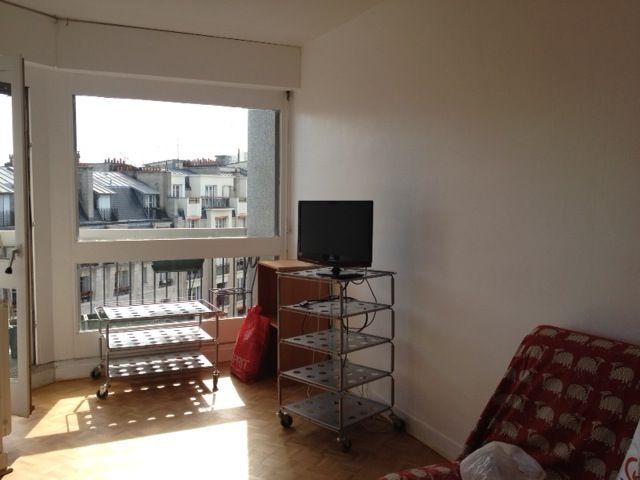 PARIS 18e·42m²·Studio·Meublé·A long terme uniquement[Location à Paris France]