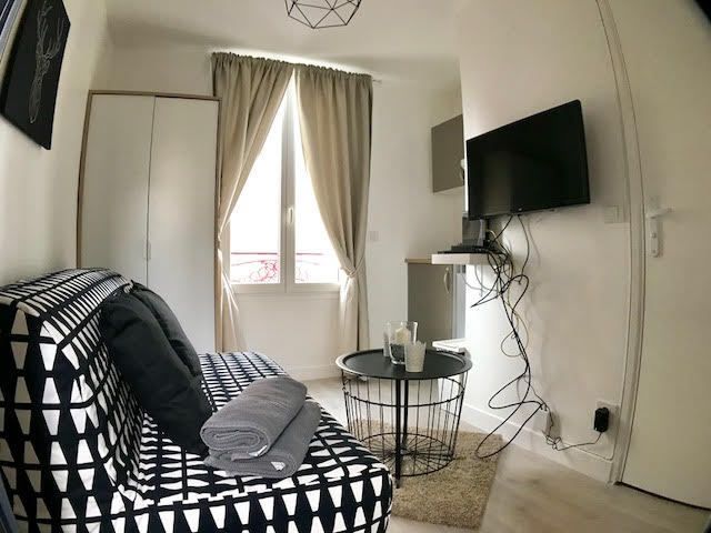 PARIS 19e·14m²·Studio·Meublé·A long terme uniquement[Location à Paris France]