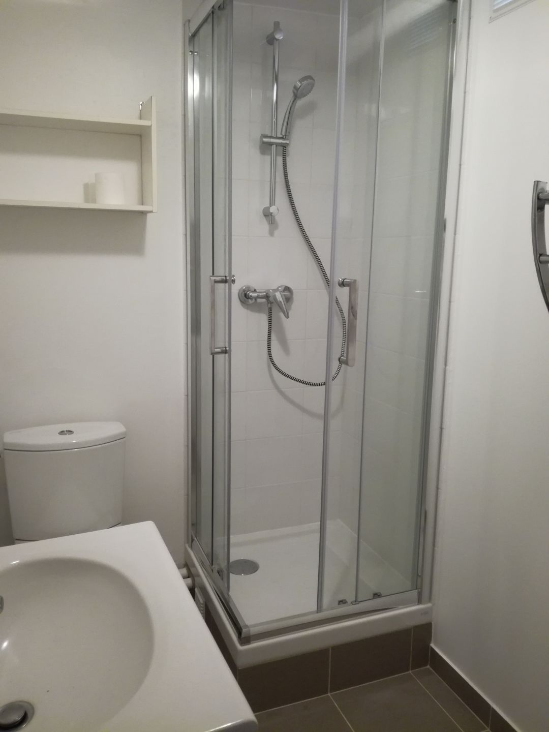 PARIS 15区·28平·studio·有家具·仅长租[法国巴黎租房]