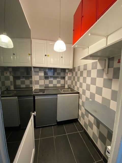 PARIS 17e·30m²·studio·No furniture·Long-term only[Paris Rental]