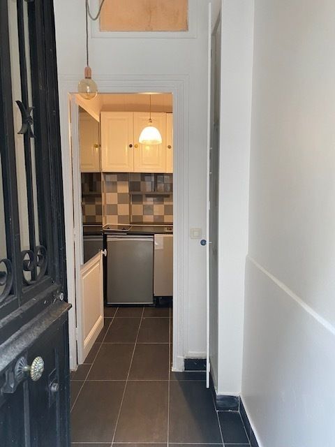 PARIS 17e·30m²·studio·No furniture·Long-term only[Paris Rental]