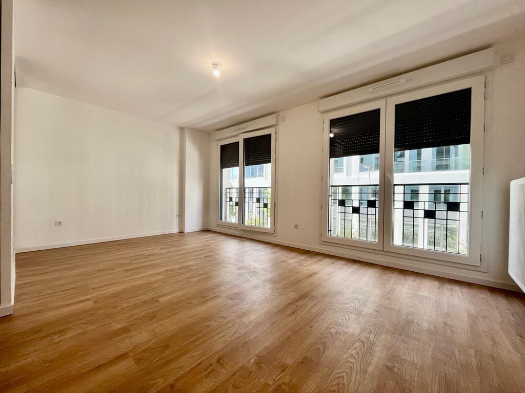 Saint-Ouen 93지역·34m²·studio·가구 없음·장기만 가능[프랑스 부동산,프랑스 아파트 매매,파리 집 구하기,프랑스 임대 부동산,프랑스 부동산 투자,프랑스 아파트 임대 방법,파리 집 계약 절차,프랑스 부동산 세금 정보,프랑스 부동산 중개인 추천,프랑스 주택 임대 시세,프랑스 주택 관리 서비스,프랑스 아파트 월세,프랑스 단기 임대,파리 집 임대,프랑스 월세 계약,프랑스 월세 시세,파리 임대 집 추천,프랑스 임대,프랑스 월세 ,프랑스 부동산 임대 서비스,프랑스 부동산 중개,프랑스 부동산 에이전시,파리 부동산 중개인,프랑스 부동산 매물,파리 부동산 에이전시 추천,파리 현지 부동산 상담,파리 부동산 거래 대행,프랑스 부동산 시세 조회,프랑스 부동산 서비스,파리 부동산 에이전시,프랑스 부동산 전문가,프랑스 부동산 거래 팁,프랑스 주택 중개 플랫폼,파리 유학생 ,프랑스 유학 집 구하기,파리 학생 기숙사 임대,프랑스 유학생 월세 아파트,프랑스 유학 임대 계약,파리 유학 생활 집 구하기,프랑스 유학생 쉐어하우스,프랑스 가족용 주택 매매,파리 가족 아파트 임대,프랑스 어린이 학교 근처 집,프랑스 이민 주택 ,맞춤형 부동산 서비스,파리 단기 임대 아파트,프랑스 출장용 주택,파리 월 단위 임대]