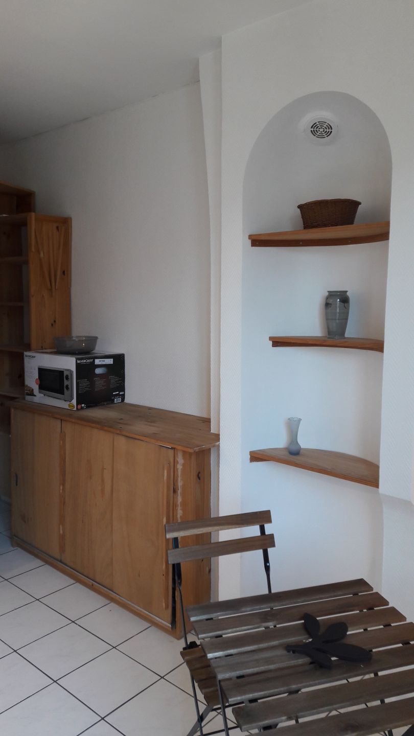 PARIS 20지역·14m²·studio·가구·장기만 가능[프랑스 부동산,프랑스 아파트 매매,파리 집 구하기,프랑스 임대 부동산,프랑스 부동산 투자,프랑스 아파트 임대 방법,파리 집 계약 절차,프랑스 부동산 세금 정보,프랑스 부동산 중개인 추천,프랑스 주택 임대 시세,프랑스 주택 관리 서비스,프랑스 아파트 월세,프랑스 단기 임대,파리 집 임대,프랑스 월세 계약,프랑스 월세 시세,파리 임대 집 추천,프랑스 임대,프랑스 월세 ,프랑스 부동산 임대 서비스,프랑스 부동산 중개,프랑스 부동산 에이전시,파리 부동산 중개인,프랑스 부동산 매물,파리 부동산 에이전시 추천,파리 현지 부동산 상담,파리 부동산 거래 대행,프랑스 부동산 시세 조회,프랑스 부동산 서비스,파리 부동산 에이전시,프랑스 부동산 전문가,프랑스 부동산 거래 팁,프랑스 주택 중개 플랫폼,파리 유학생 ,프랑스 유학 집 구하기,파리 학생 기숙사 임대,프랑스 유학생 월세 아파트,프랑스 유학 임대 계약,파리 유학 생활 집 구하기,프랑스 유학생 쉐어하우스,프랑스 가족용 주택 매매,파리 가족 아파트 임대,프랑스 어린이 학교 근처 집,프랑스 이민 주택 ,맞춤형 부동산 서비스,파리 단기 임대 아파트,프랑스 출장용 주택,파리 월 단위 임대]