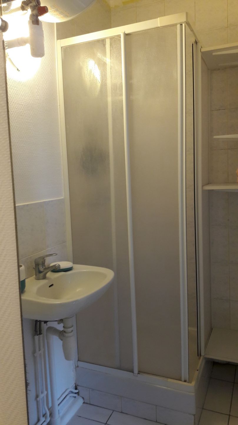 PARIS 20지역·14m²·studio·가구·장기만 가능[프랑스 부동산,프랑스 아파트 매매,파리 집 구하기,프랑스 임대 부동산,프랑스 부동산 투자,프랑스 아파트 임대 방법,파리 집 계약 절차,프랑스 부동산 세금 정보,프랑스 부동산 중개인 추천,프랑스 주택 임대 시세,프랑스 주택 관리 서비스,프랑스 아파트 월세,프랑스 단기 임대,파리 집 임대,프랑스 월세 계약,프랑스 월세 시세,파리 임대 집 추천,프랑스 임대,프랑스 월세 ,프랑스 부동산 임대 서비스,프랑스 부동산 중개,프랑스 부동산 에이전시,파리 부동산 중개인,프랑스 부동산 매물,파리 부동산 에이전시 추천,파리 현지 부동산 상담,파리 부동산 거래 대행,프랑스 부동산 시세 조회,프랑스 부동산 서비스,파리 부동산 에이전시,프랑스 부동산 전문가,프랑스 부동산 거래 팁,프랑스 주택 중개 플랫폼,파리 유학생 ,프랑스 유학 집 구하기,파리 학생 기숙사 임대,프랑스 유학생 월세 아파트,프랑스 유학 임대 계약,파리 유학 생활 집 구하기,프랑스 유학생 쉐어하우스,프랑스 가족용 주택 매매,파리 가족 아파트 임대,프랑스 어린이 학교 근처 집,프랑스 이민 주택 ,맞춤형 부동산 서비스,파리 단기 임대 아파트,프랑스 출장용 주택,파리 월 단위 임대]