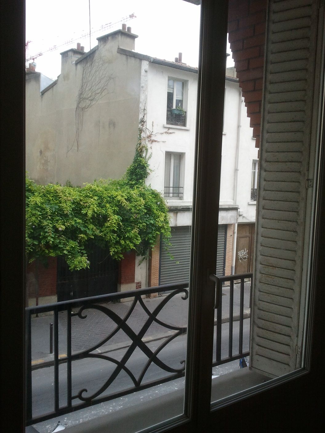 PARIS 20e·41m²·apartment·No furniture·Long-term only[Paris Rental]