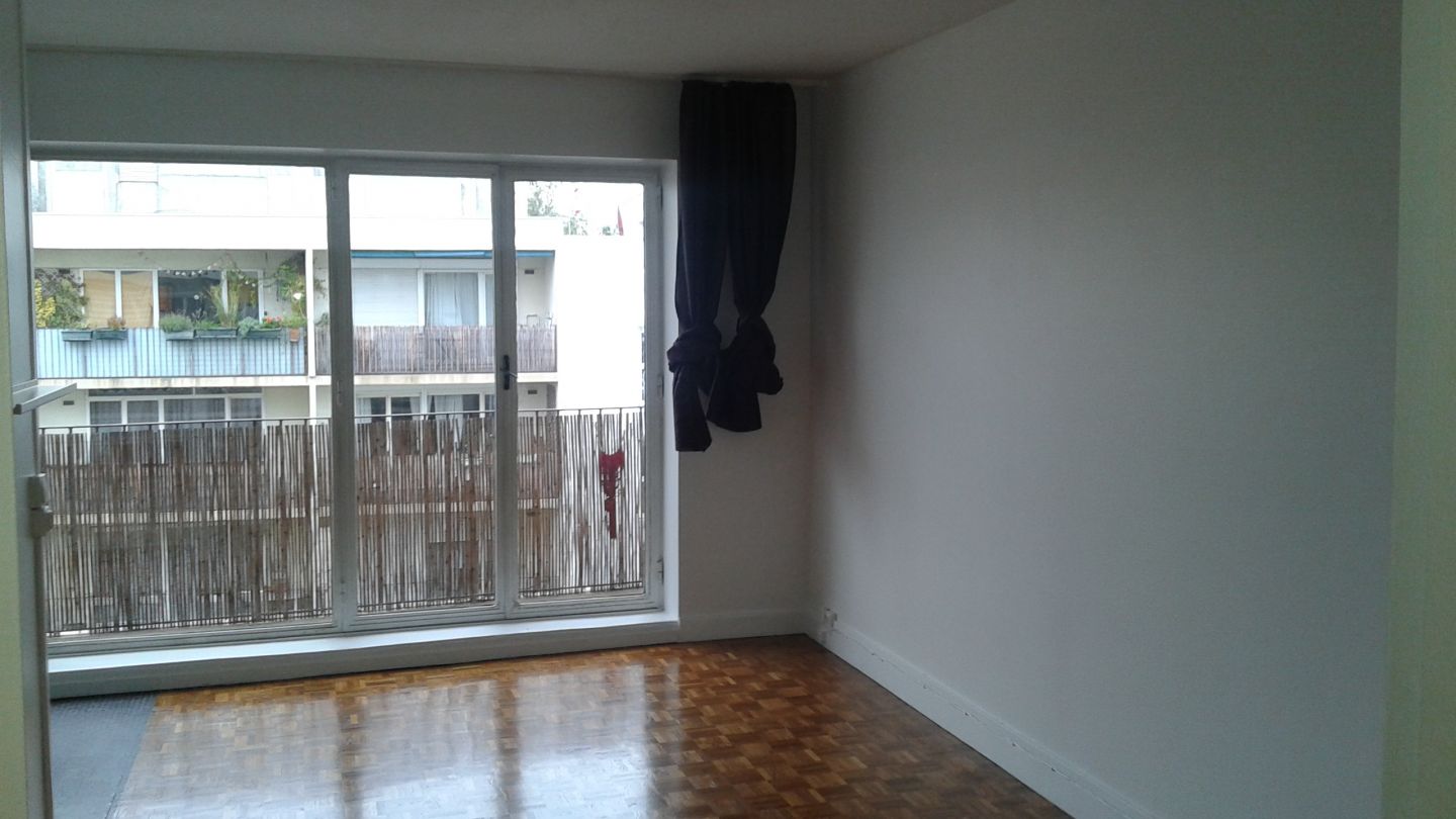 PARIS 19e·30m²·studio·No furniture·Long-term only[Paris Rental]