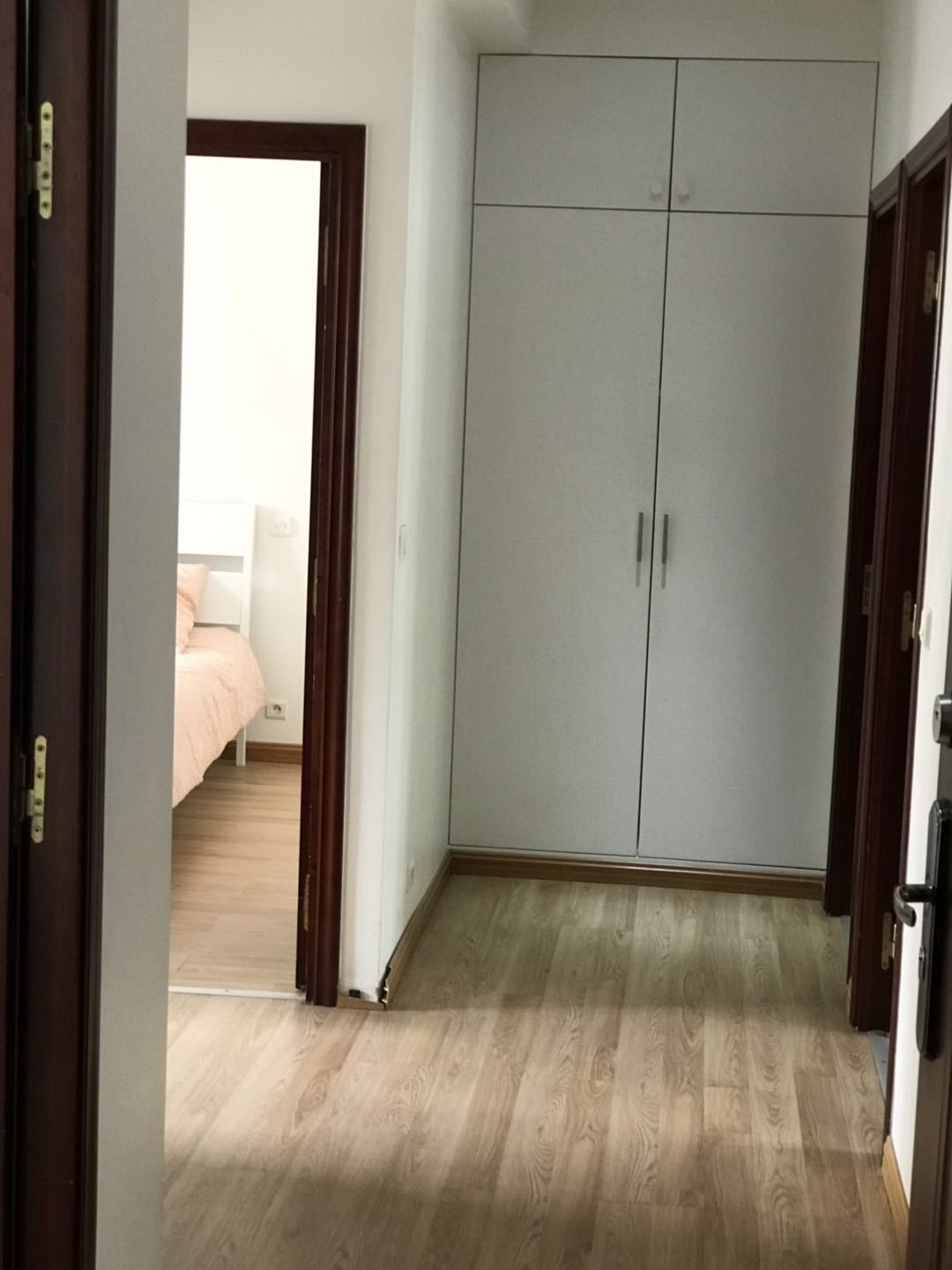 Charenton-le-Pont 94지역·150m²·아파트·가구·장기만 가능[프랑스 부동산,프랑스 아파트 매매,파리 집 구하기,프랑스 임대 부동산,프랑스 부동산 투자,프랑스 아파트 임대 방법,파리 집 계약 절차,프랑스 부동산 세금 정보,프랑스 부동산 중개인 추천,프랑스 주택 임대 시세,프랑스 주택 관리 서비스,프랑스 아파트 월세,프랑스 단기 임대,파리 집 임대,프랑스 월세 계약,프랑스 월세 시세,파리 임대 집 추천,프랑스 임대,프랑스 월세 ,프랑스 부동산 임대 서비스,프랑스 부동산 중개,프랑스 부동산 에이전시,파리 부동산 중개인,프랑스 부동산 매물,파리 부동산 에이전시 추천,파리 현지 부동산 상담,파리 부동산 거래 대행,프랑스 부동산 시세 조회,프랑스 부동산 서비스,파리 부동산 에이전시,프랑스 부동산 전문가,프랑스 부동산 거래 팁,프랑스 주택 중개 플랫폼,파리 유학생 ,프랑스 유학 집 구하기,파리 학생 기숙사 임대,프랑스 유학생 월세 아파트,프랑스 유학 임대 계약,파리 유학 생활 집 구하기,프랑스 유학생 쉐어하우스,프랑스 가족용 주택 매매,파리 가족 아파트 임대,프랑스 어린이 학교 근처 집,프랑스 이민 주택 ,맞춤형 부동산 서비스,파리 단기 임대 아파트,프랑스 출장용 주택,파리 월 단위 임대]