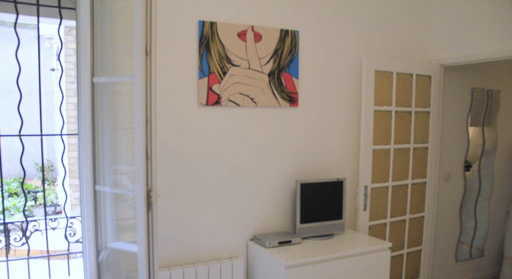 PARIS 15区·23平·公寓·有家具·仅长租[法国巴黎租房]