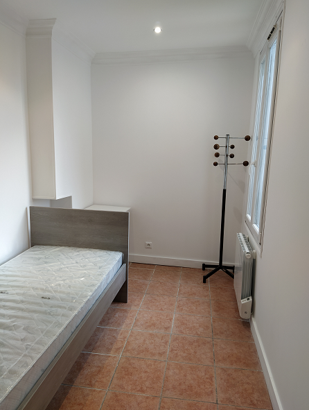Bois-Colombes 92지역·14m²·아파트·가구·장기만 가능[프랑스 부동산,프랑스 아파트 매매,파리 집 구하기,프랑스 임대 부동산,프랑스 부동산 투자,프랑스 아파트 임대 방법,파리 집 계약 절차,프랑스 부동산 세금 정보,프랑스 부동산 중개인 추천,프랑스 주택 임대 시세,프랑스 주택 관리 서비스,프랑스 아파트 월세,프랑스 단기 임대,파리 집 임대,프랑스 월세 계약,프랑스 월세 시세,파리 임대 집 추천,프랑스 임대,프랑스 월세 ,프랑스 부동산 임대 서비스,프랑스 부동산 중개,프랑스 부동산 에이전시,파리 부동산 중개인,프랑스 부동산 매물,파리 부동산 에이전시 추천,파리 현지 부동산 상담,파리 부동산 거래 대행,프랑스 부동산 시세 조회,프랑스 부동산 서비스,파리 부동산 에이전시,프랑스 부동산 전문가,프랑스 부동산 거래 팁,프랑스 주택 중개 플랫폼,파리 유학생 ,프랑스 유학 집 구하기,파리 학생 기숙사 임대,프랑스 유학생 월세 아파트,프랑스 유학 임대 계약,파리 유학 생활 집 구하기,프랑스 유학생 쉐어하우스,프랑스 가족용 주택 매매,파리 가족 아파트 임대,프랑스 어린이 학교 근처 집,프랑스 이민 주택 ,맞춤형 부동산 서비스,파리 단기 임대 아파트,프랑스 출장용 주택,파리 월 단위 임대]