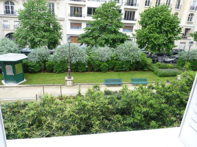 PARIS 16e·17m²·studio·With furniture·Long-term only[Paris Rental]