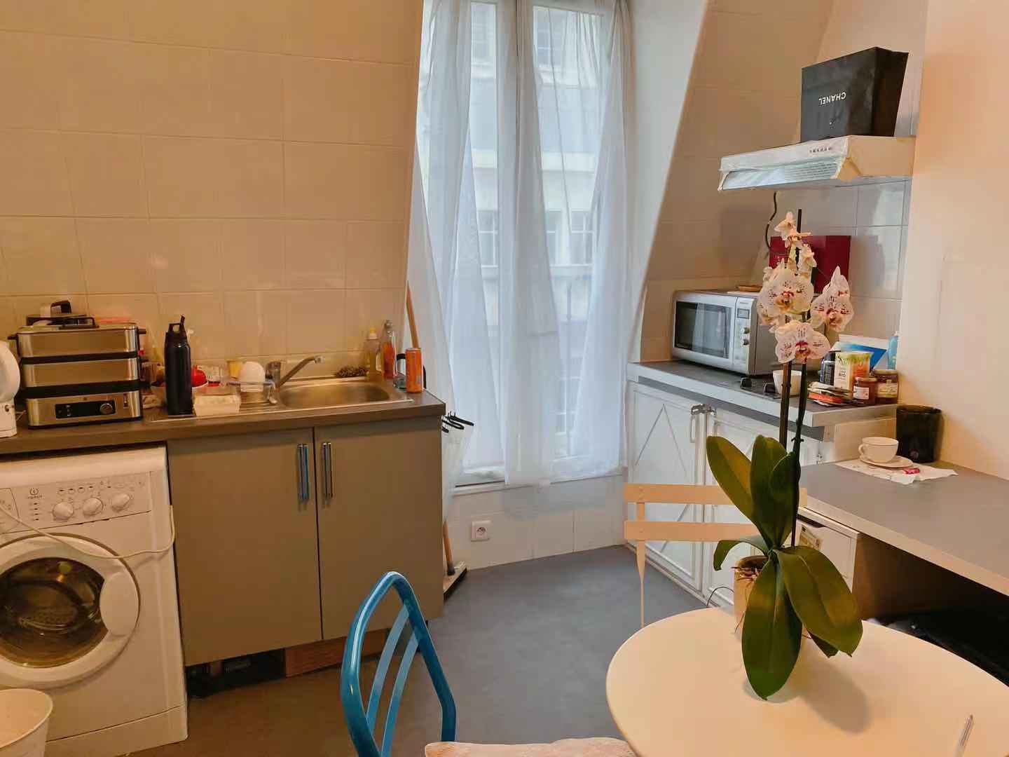 PARIS 3지역·25m²·아파트·가구·장기만 가능[프랑스 부동산,프랑스 아파트 매매,파리 집 구하기,프랑스 임대 부동산,프랑스 부동산 투자,프랑스 아파트 임대 방법,파리 집 계약 절차,프랑스 부동산 세금 정보,프랑스 부동산 중개인 추천,프랑스 주택 임대 시세,프랑스 주택 관리 서비스,프랑스 아파트 월세,프랑스 단기 임대,파리 집 임대,프랑스 월세 계약,프랑스 월세 시세,파리 임대 집 추천,프랑스 임대,프랑스 월세 ,프랑스 부동산 임대 서비스,프랑스 부동산 중개,프랑스 부동산 에이전시,파리 부동산 중개인,프랑스 부동산 매물,파리 부동산 에이전시 추천,파리 현지 부동산 상담,파리 부동산 거래 대행,프랑스 부동산 시세 조회,프랑스 부동산 서비스,파리 부동산 에이전시,프랑스 부동산 전문가,프랑스 부동산 거래 팁,프랑스 주택 중개 플랫폼,파리 유학생 ,프랑스 유학 집 구하기,파리 학생 기숙사 임대,프랑스 유학생 월세 아파트,프랑스 유학 임대 계약,파리 유학 생활 집 구하기,프랑스 유학생 쉐어하우스,프랑스 가족용 주택 매매,파리 가족 아파트 임대,프랑스 어린이 학교 근처 집,프랑스 이민 주택 ,맞춤형 부동산 서비스,파리 단기 임대 아파트,프랑스 출장용 주택,파리 월 단위 임대]