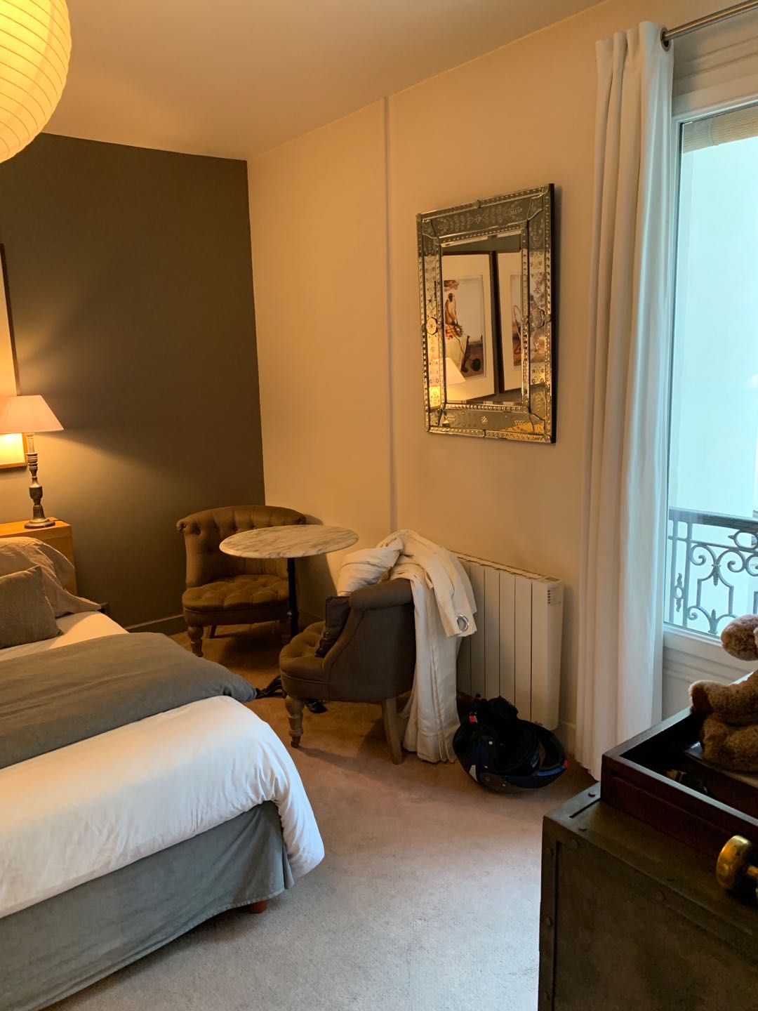 PARIS 8区·28平·公寓·有家具·仅长租[法国巴黎租房]