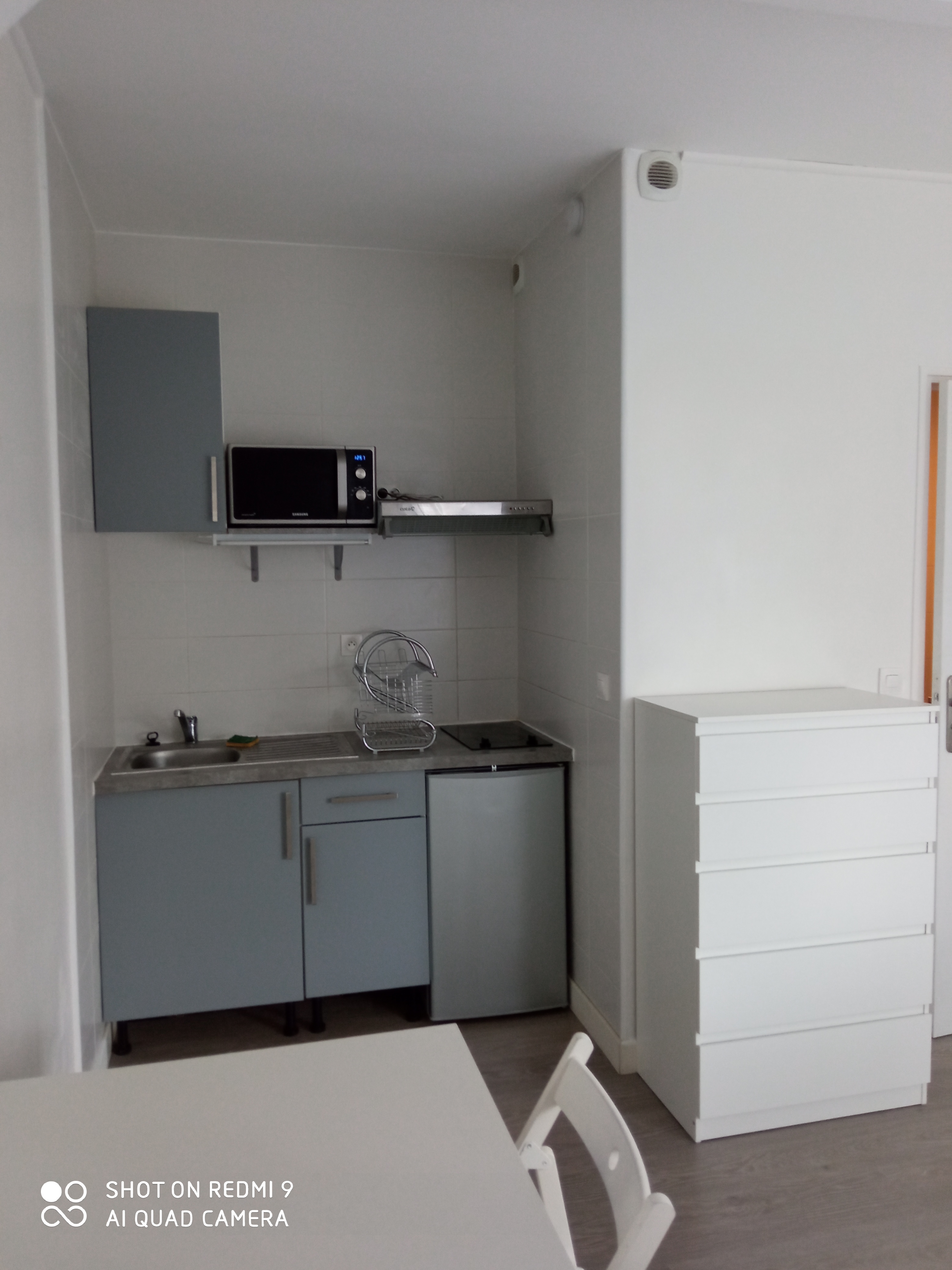 Villejuif 94지역·18m²·studio·가구·장기만 가능[프랑스 부동산,프랑스 아파트 매매,파리 집 구하기,프랑스 임대 부동산,프랑스 부동산 투자,프랑스 아파트 임대 방법,파리 집 계약 절차,프랑스 부동산 세금 정보,프랑스 부동산 중개인 추천,프랑스 주택 임대 시세,프랑스 주택 관리 서비스,프랑스 아파트 월세,프랑스 단기 임대,파리 집 임대,프랑스 월세 계약,프랑스 월세 시세,파리 임대 집 추천,프랑스 임대,프랑스 월세 ,프랑스 부동산 임대 서비스,프랑스 부동산 중개,프랑스 부동산 에이전시,파리 부동산 중개인,프랑스 부동산 매물,파리 부동산 에이전시 추천,파리 현지 부동산 상담,파리 부동산 거래 대행,프랑스 부동산 시세 조회,프랑스 부동산 서비스,파리 부동산 에이전시,프랑스 부동산 전문가,프랑스 부동산 거래 팁,프랑스 주택 중개 플랫폼,파리 유학생 ,프랑스 유학 집 구하기,파리 학생 기숙사 임대,프랑스 유학생 월세 아파트,프랑스 유학 임대 계약,파리 유학 생활 집 구하기,프랑스 유학생 쉐어하우스,프랑스 가족용 주택 매매,파리 가족 아파트 임대,프랑스 어린이 학교 근처 집,프랑스 이민 주택 ,맞춤형 부동산 서비스,파리 단기 임대 아파트,프랑스 출장용 주택,파리 월 단위 임대]