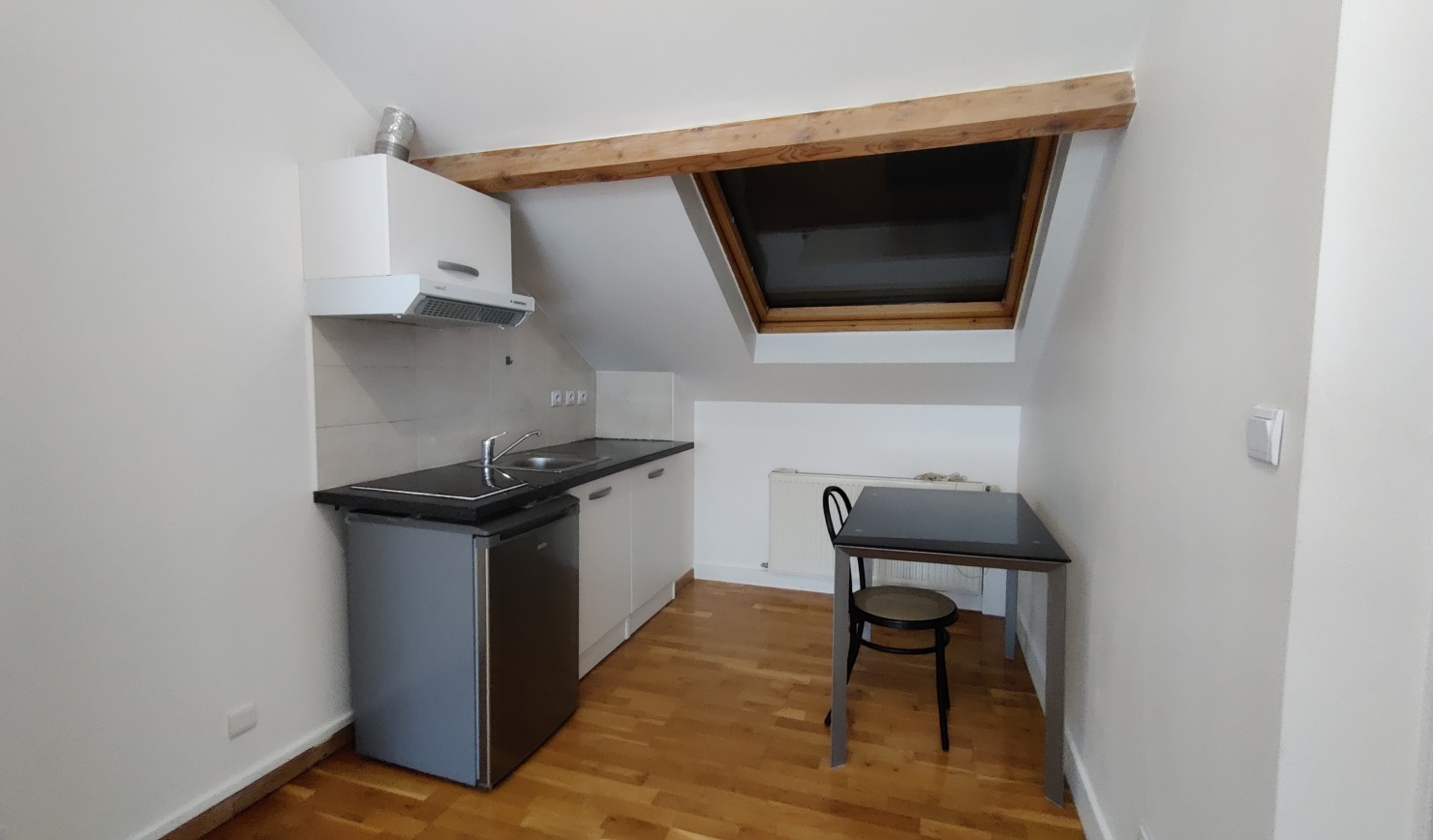 Villejuif 94e·24m²·studio·With furniture·Long-term only[Paris Rental]