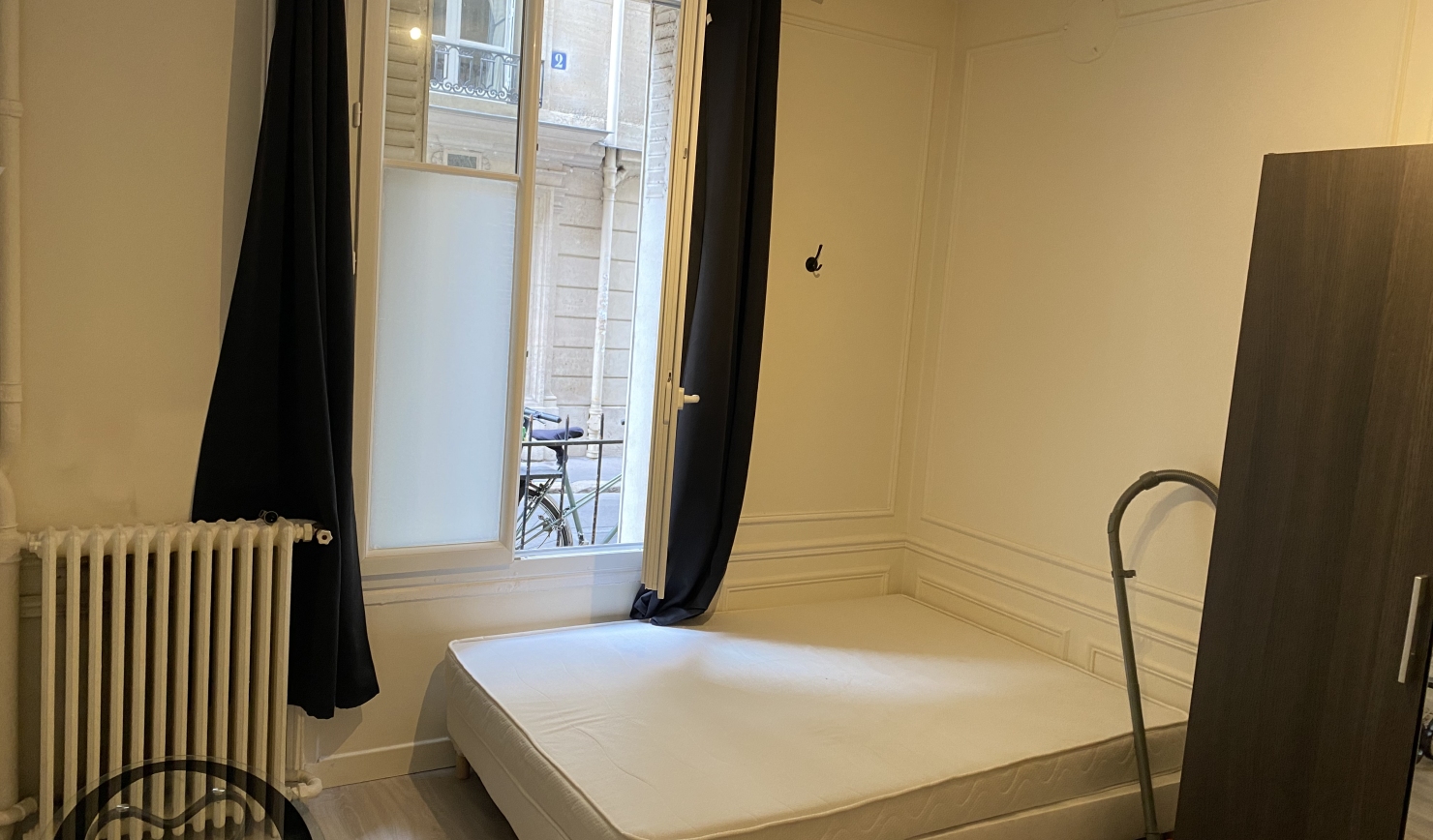 PARIS 15e·18m²·studio·With furniture·Long-term only[Paris Rental]