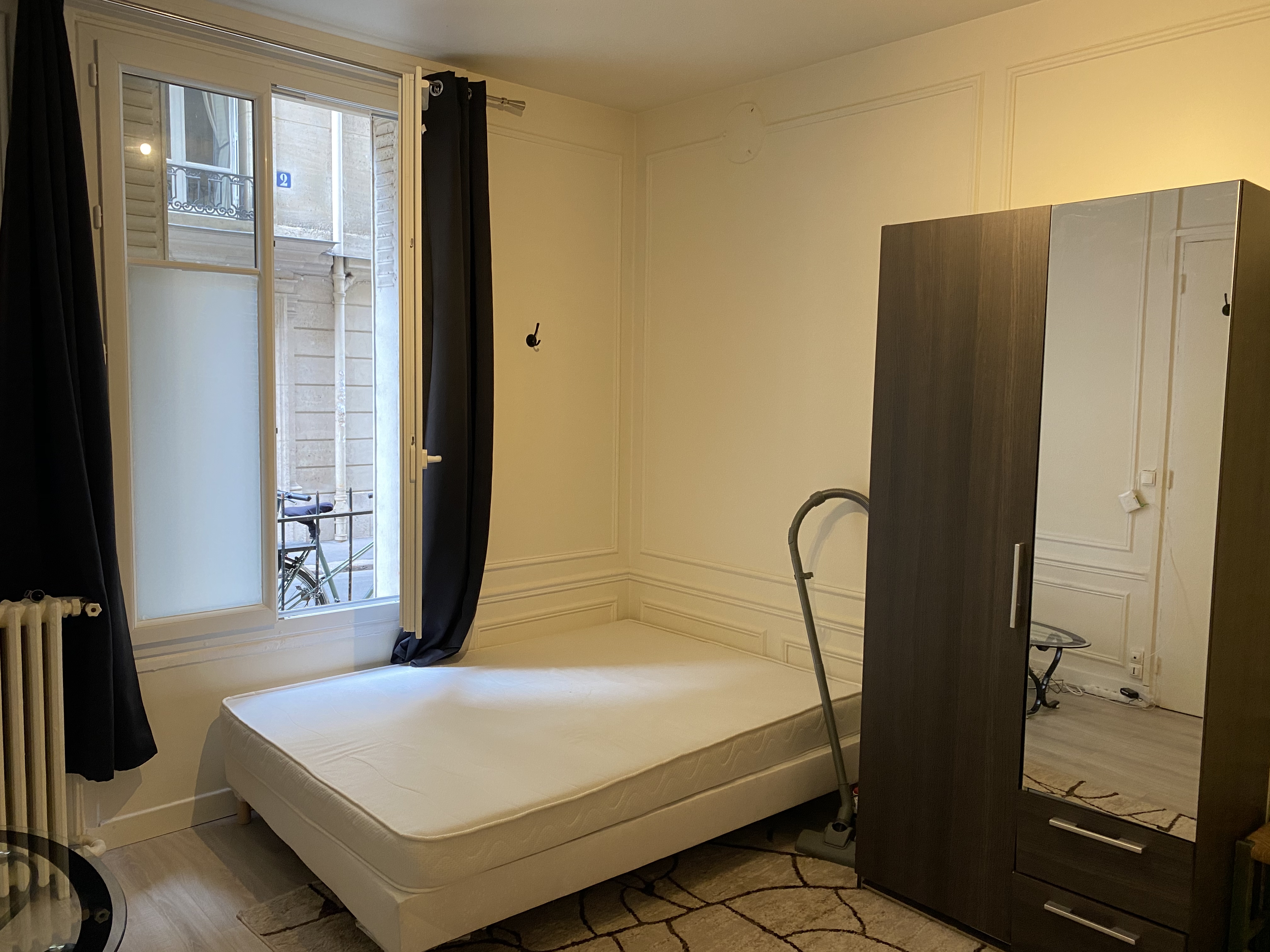 PARIS 15지역·18m²·studio·가구·장기만 가능[프랑스 파리에서 아파트 임대]