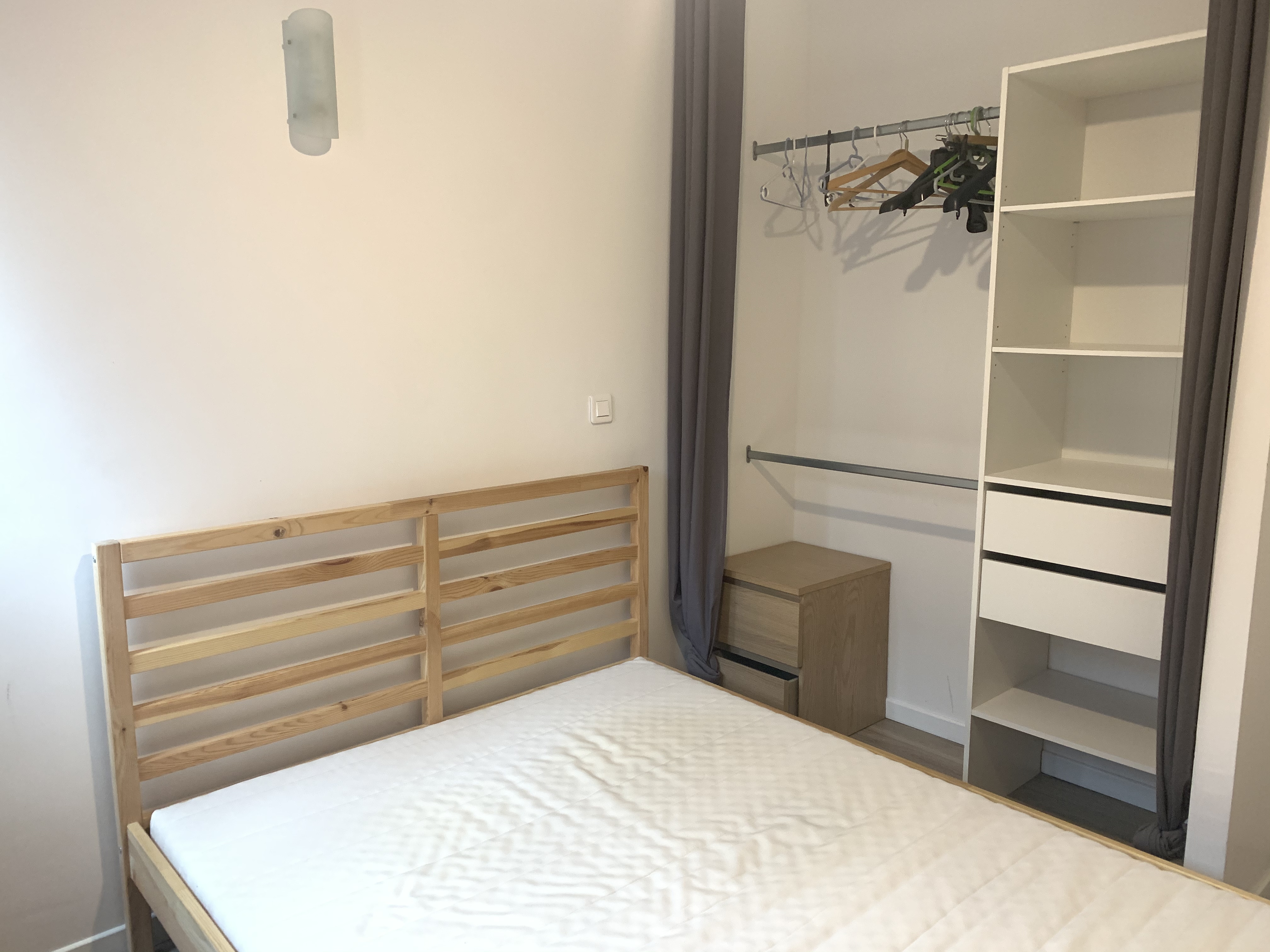 Suresnes 92지역·40m²·아파트·가구·장기만 가능[프랑스 부동산,프랑스 아파트 매매,파리 집 구하기,프랑스 임대 부동산,프랑스 부동산 투자,프랑스 아파트 임대 방법,파리 집 계약 절차,프랑스 부동산 세금 정보,프랑스 부동산 중개인 추천,프랑스 주택 임대 시세,프랑스 주택 관리 서비스,프랑스 아파트 월세,프랑스 단기 임대,파리 집 임대,프랑스 월세 계약,프랑스 월세 시세,파리 임대 집 추천,프랑스 임대,프랑스 월세 ,프랑스 부동산 임대 서비스,프랑스 부동산 중개,프랑스 부동산 에이전시,파리 부동산 중개인,프랑스 부동산 매물,파리 부동산 에이전시 추천,파리 현지 부동산 상담,파리 부동산 거래 대행,프랑스 부동산 시세 조회,프랑스 부동산 서비스,파리 부동산 에이전시,프랑스 부동산 전문가,프랑스 부동산 거래 팁,프랑스 주택 중개 플랫폼,파리 유학생 ,프랑스 유학 집 구하기,파리 학생 기숙사 임대,프랑스 유학생 월세 아파트,프랑스 유학 임대 계약,파리 유학 생활 집 구하기,프랑스 유학생 쉐어하우스,프랑스 가족용 주택 매매,파리 가족 아파트 임대,프랑스 어린이 학교 근처 집,프랑스 이민 주택 ,맞춤형 부동산 서비스,파리 단기 임대 아파트,프랑스 출장용 주택,파리 월 단위 임대]