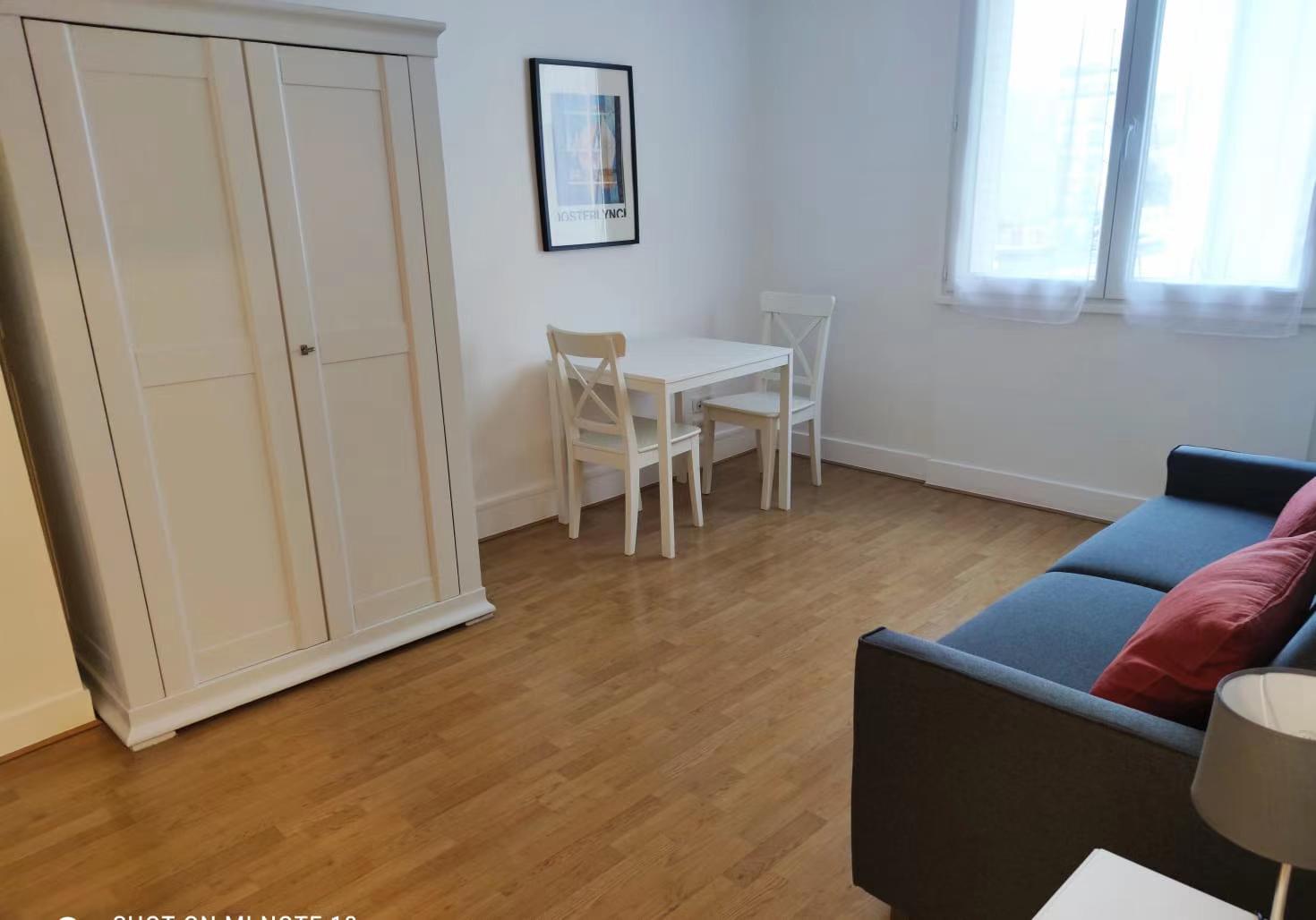 PARIS 15e·25m²·Appartement·Meublé·A long terme uniquement[Location à Paris France]