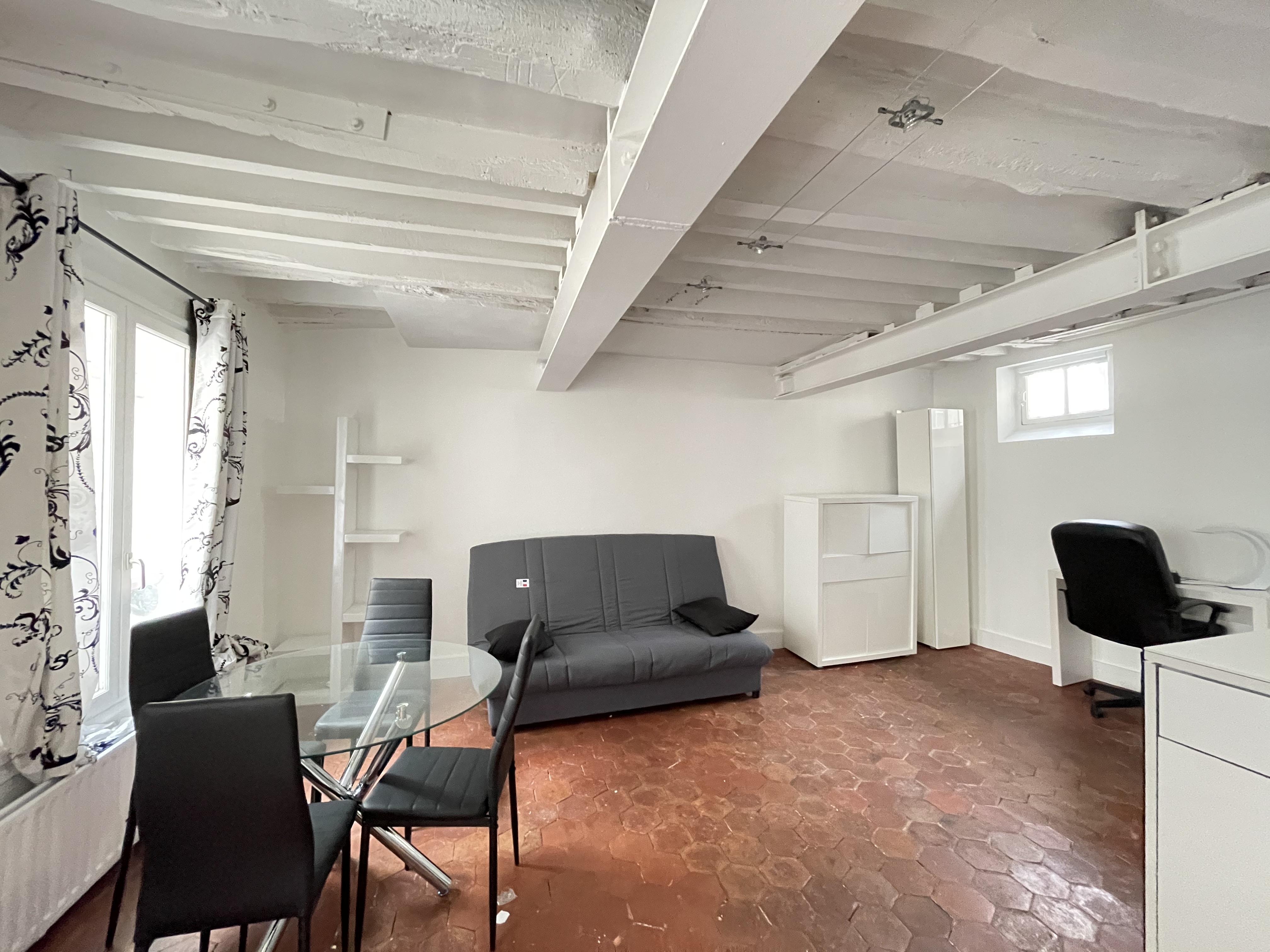 PARIS 3지역·40m²·아파트·가구·장기만 가능[프랑스 부동산,프랑스 아파트 매매,파리 집 구하기,프랑스 임대 부동산,프랑스 부동산 투자,프랑스 아파트 임대 방법,파리 집 계약 절차,프랑스 부동산 세금 정보,프랑스 부동산 중개인 추천,프랑스 주택 임대 시세,프랑스 주택 관리 서비스,프랑스 아파트 월세,프랑스 단기 임대,파리 집 임대,프랑스 월세 계약,프랑스 월세 시세,파리 임대 집 추천,프랑스 임대,프랑스 월세 ,프랑스 부동산 임대 서비스,프랑스 부동산 중개,프랑스 부동산 에이전시,파리 부동산 중개인,프랑스 부동산 매물,파리 부동산 에이전시 추천,파리 현지 부동산 상담,파리 부동산 거래 대행,프랑스 부동산 시세 조회,프랑스 부동산 서비스,파리 부동산 에이전시,프랑스 부동산 전문가,프랑스 부동산 거래 팁,프랑스 주택 중개 플랫폼,파리 유학생 ,프랑스 유학 집 구하기,파리 학생 기숙사 임대,프랑스 유학생 월세 아파트,프랑스 유학 임대 계약,파리 유학 생활 집 구하기,프랑스 유학생 쉐어하우스,프랑스 가족용 주택 매매,파리 가족 아파트 임대,프랑스 어린이 학교 근처 집,프랑스 이민 주택 ,맞춤형 부동산 서비스,파리 단기 임대 아파트,프랑스 출장용 주택,파리 월 단위 임대]