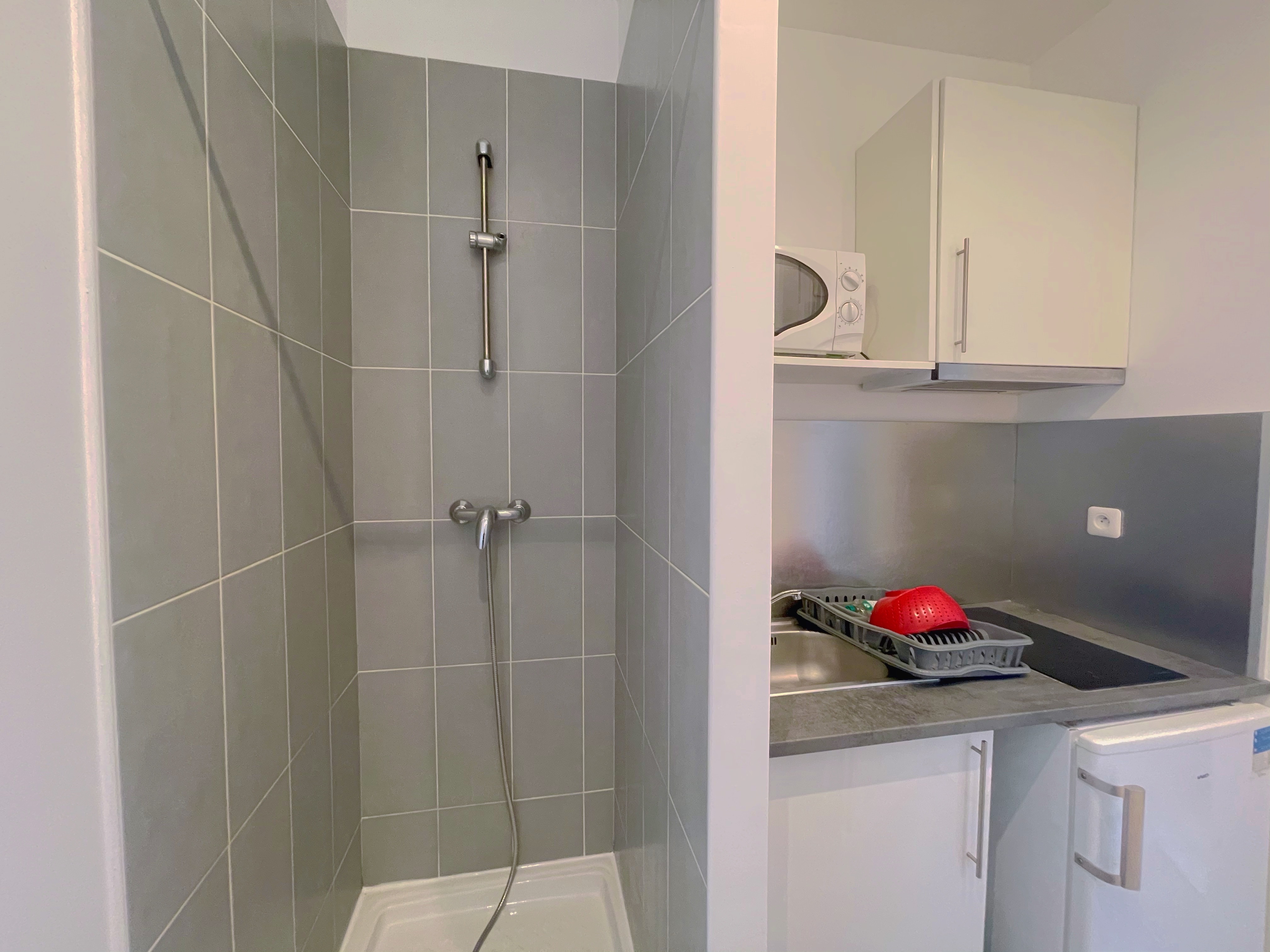 PARIS 11e·15m²·studio·With furniture·Long-term only[Paris Rental]
