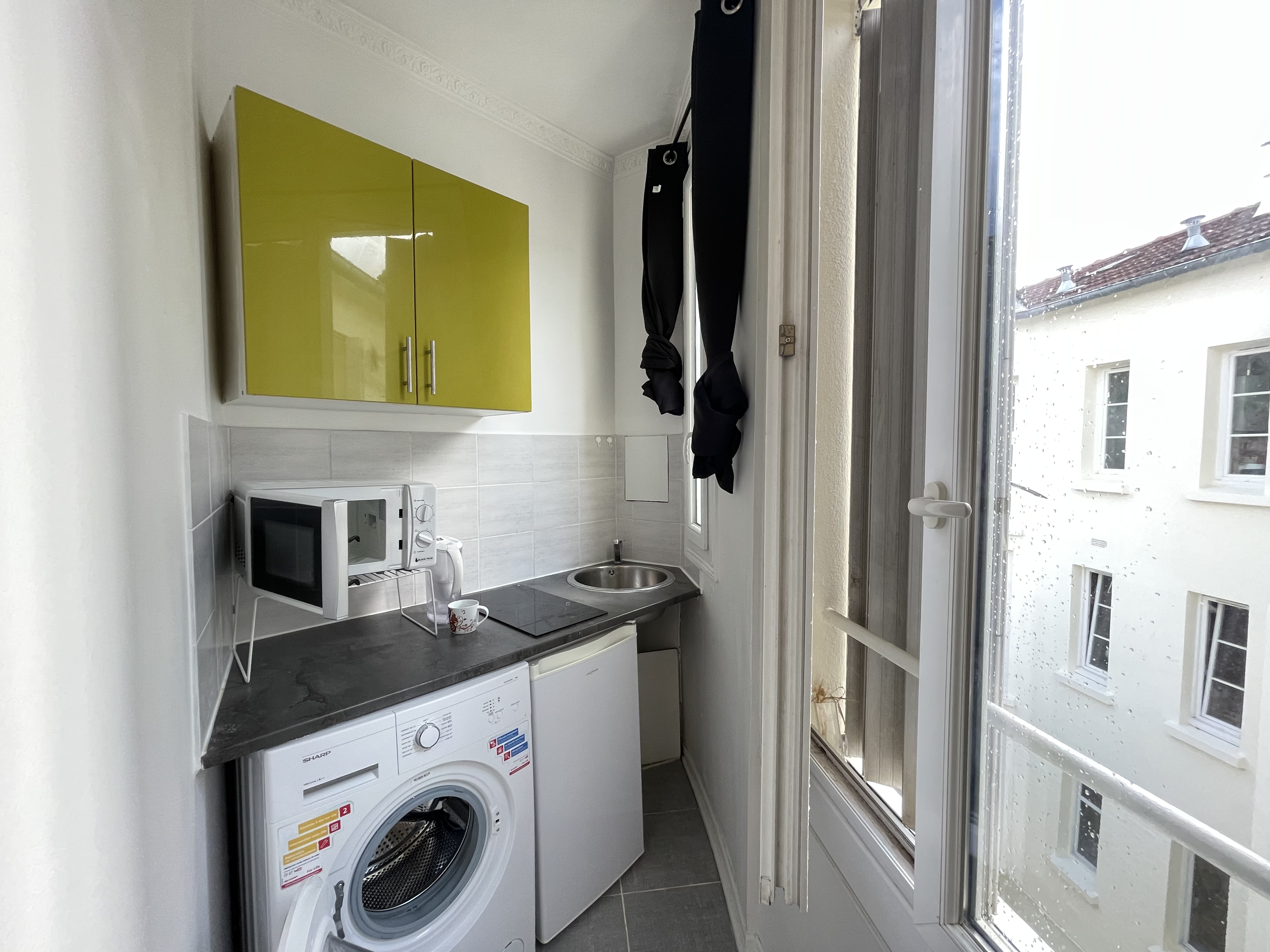 PARIS 19e·12m²·Studio·Meublé·A long terme uniquement[Location à Paris France]