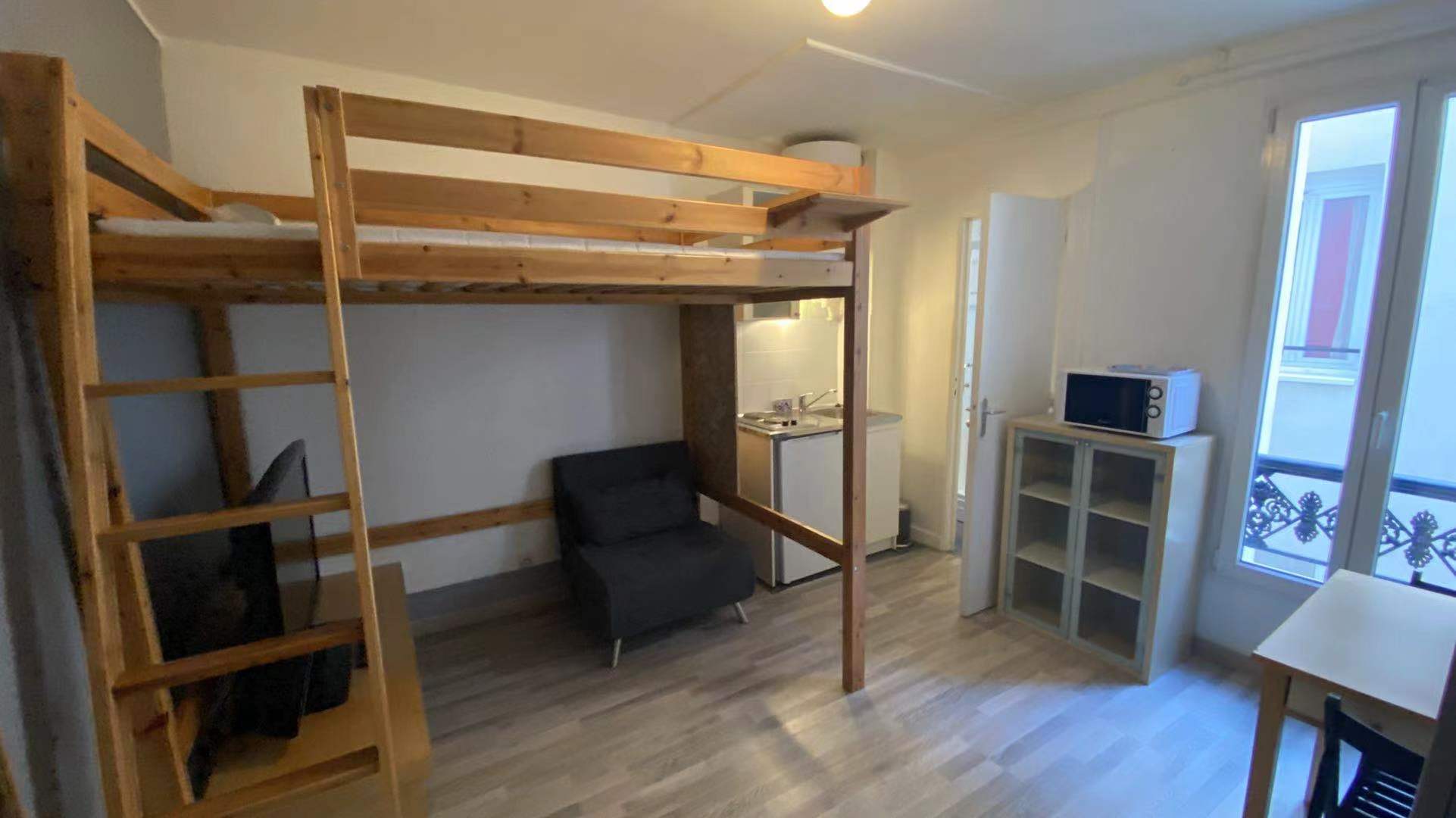 PARIS 17e·17m²·Studio·Meublé·A long terme uniquement[Location à Paris France]