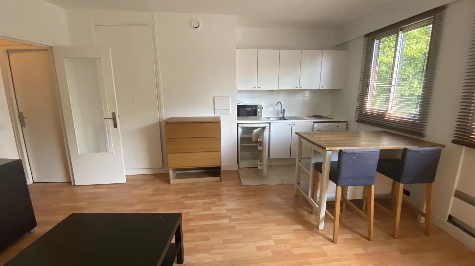 PARIS 15e·27m²·studio·Fully furnished·Long-term only[Paris Rental]