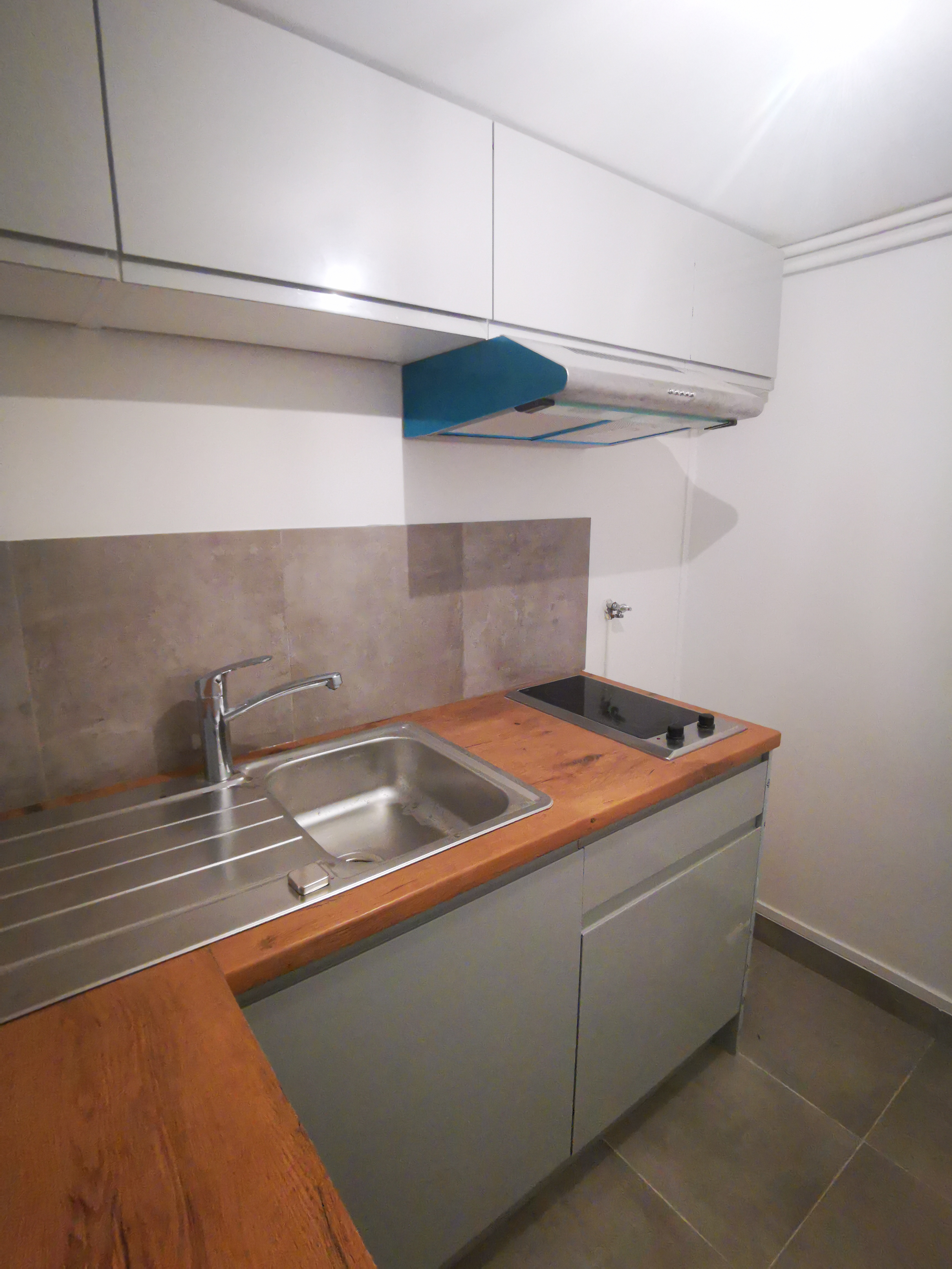 PARIS 11区·18平·studio·有家具·仅长租[法国巴黎租房]