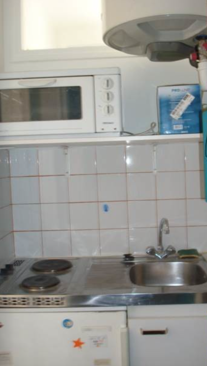 PARIS 15e·13m²·studio·With furniture·Long-term only[Paris Rental]