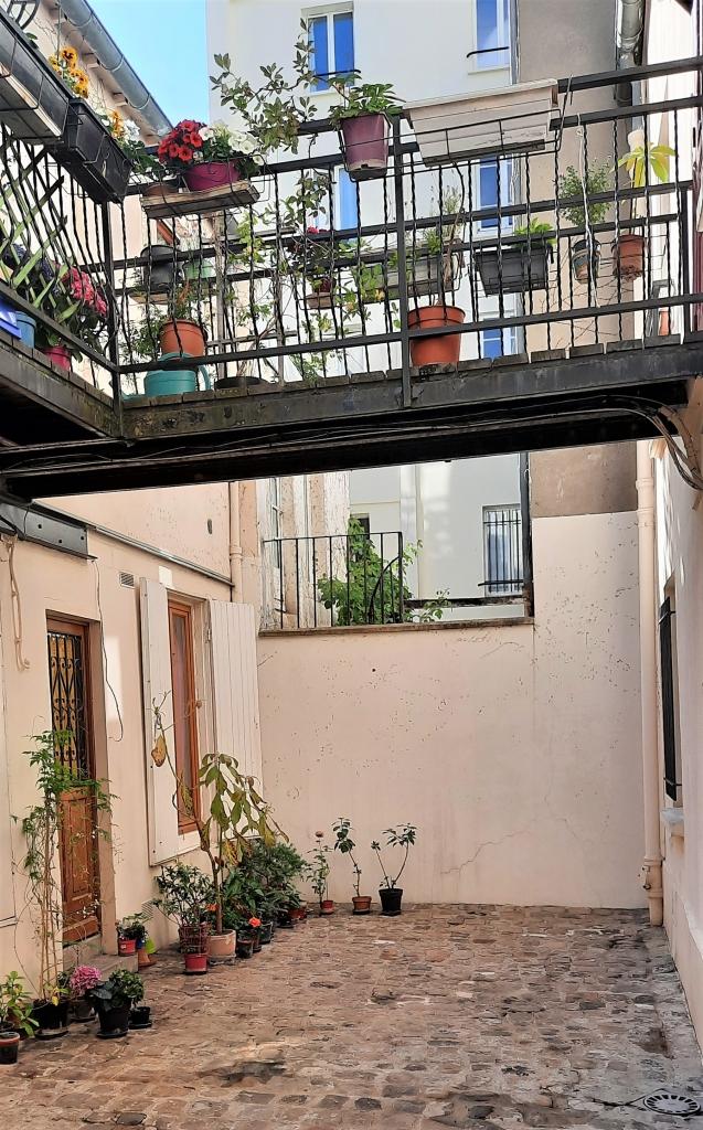 PARIS 14区·18平·studio·家具齐全·仅长租[法国巴黎租房]