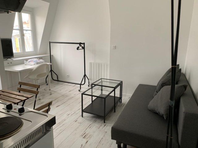 PARIS 17e·16m²·studio·With furniture·Long-term only[Paris Rental]