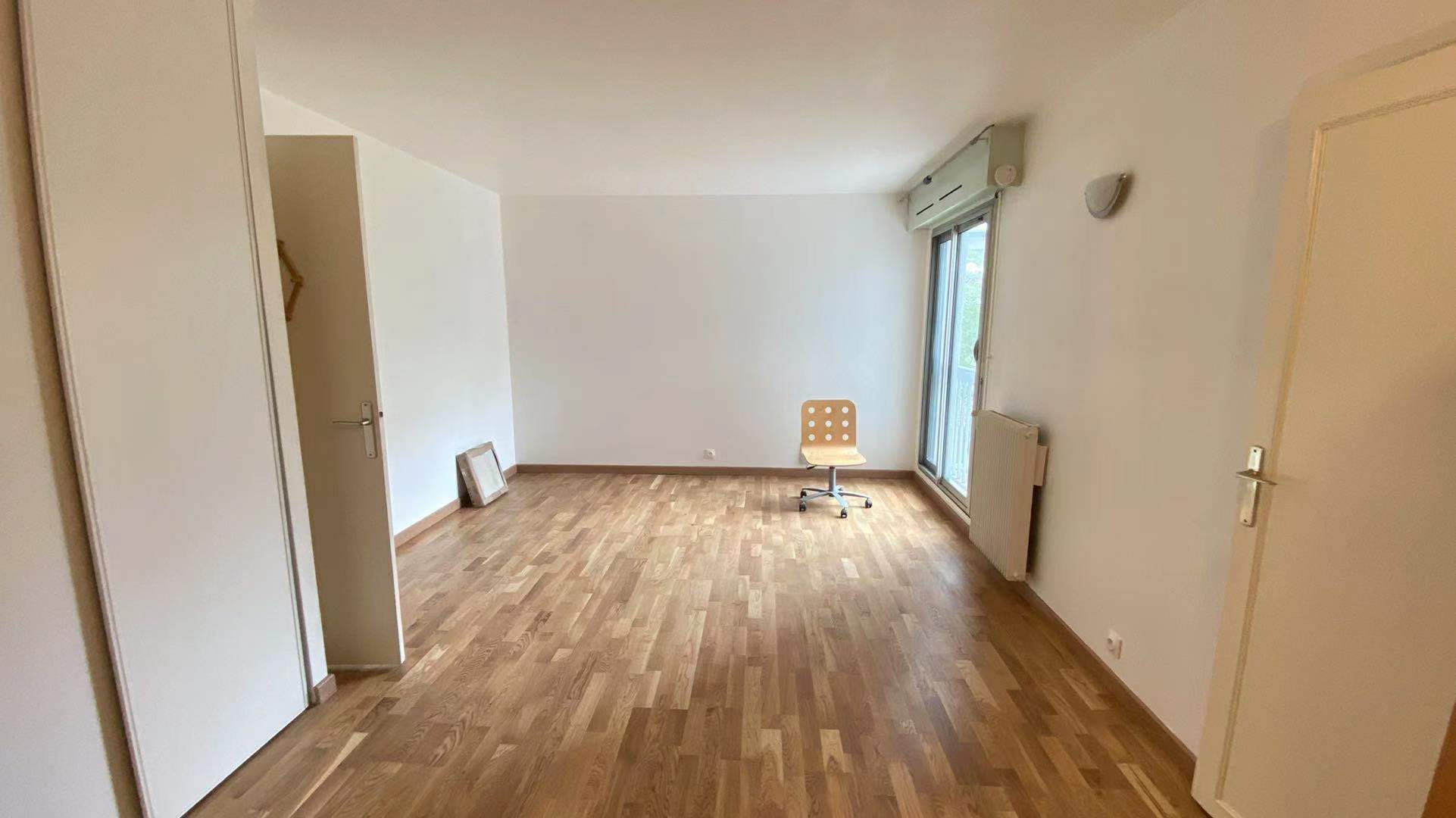 PARIS 15e·34m²·studio·No furniture·Long-term only[Paris Rental]