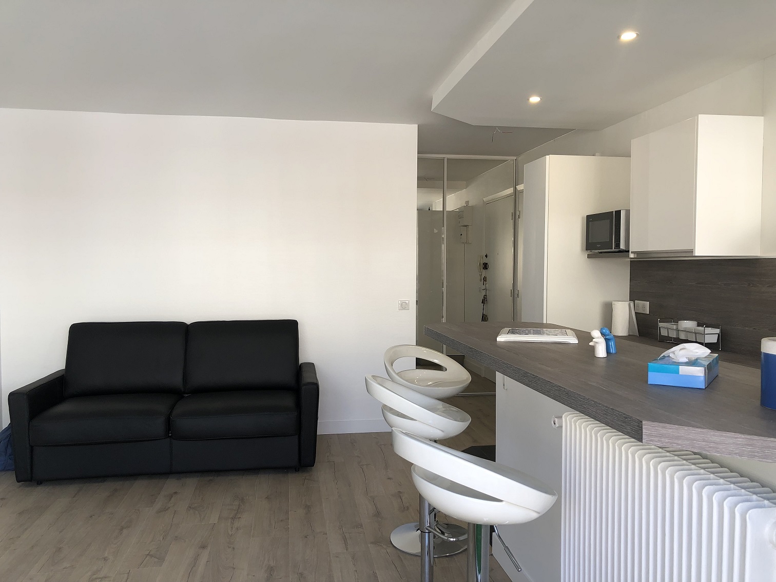 PARIS 15e·28m²·studio·Fully furnished·Long-term only[Paris Rental]