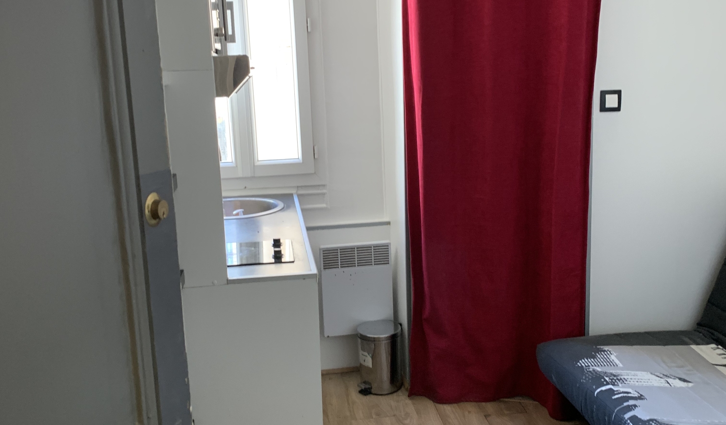 PARIS 16e·11m²·studio·With furniture·Long-term only[Paris Rental]